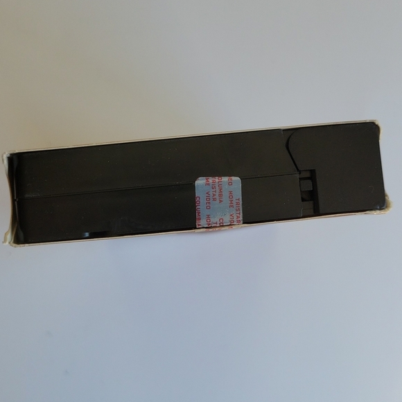 The Three Stooges "Crash Goes the Hash" (1944) Columbia Home VHS 1993 Tape - Picture 7 of 7